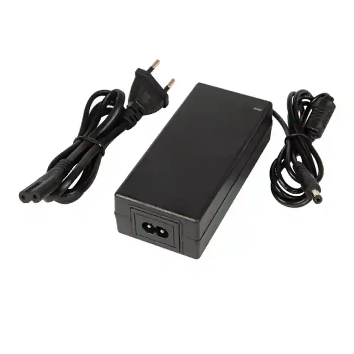 Alimentator de 9V-4A, 36W, cu mufa jack 2.1x5.5mm, cabluri alimentare de 1.1m si 0.9m, Blow 11940, negru Transport gratuit