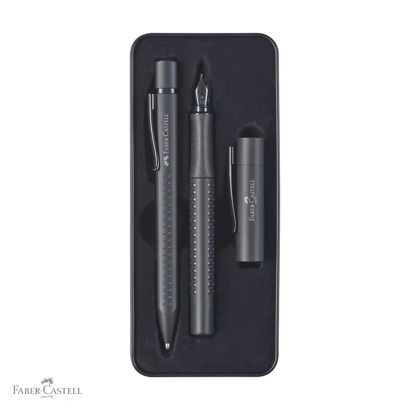 Set cadou stilou si pix Faber-Castell Grip 2011 All Black, design elegant, editie speciala Disponibil imediat