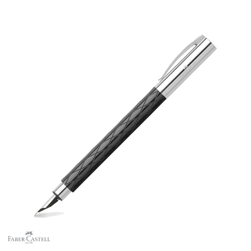 Stilou Faber-Castell Ambition Rhombus, corp din rasina neagra gravata guilloche, penita otel inoxidabil F, pentru scris premium Ofertă limitată