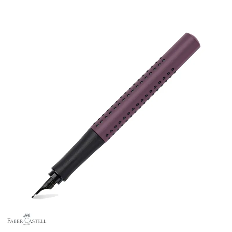 Stilou Faber-Castell Grip 2011 Berry, penita otel inoxidabil, pentru dreptaci si stangaci Ieftin