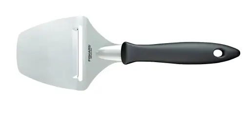 Livrare expres Fiskars Essential Kasehobel 1065587 Lama din otel inoxidabil NegruArgintiu 215 cm